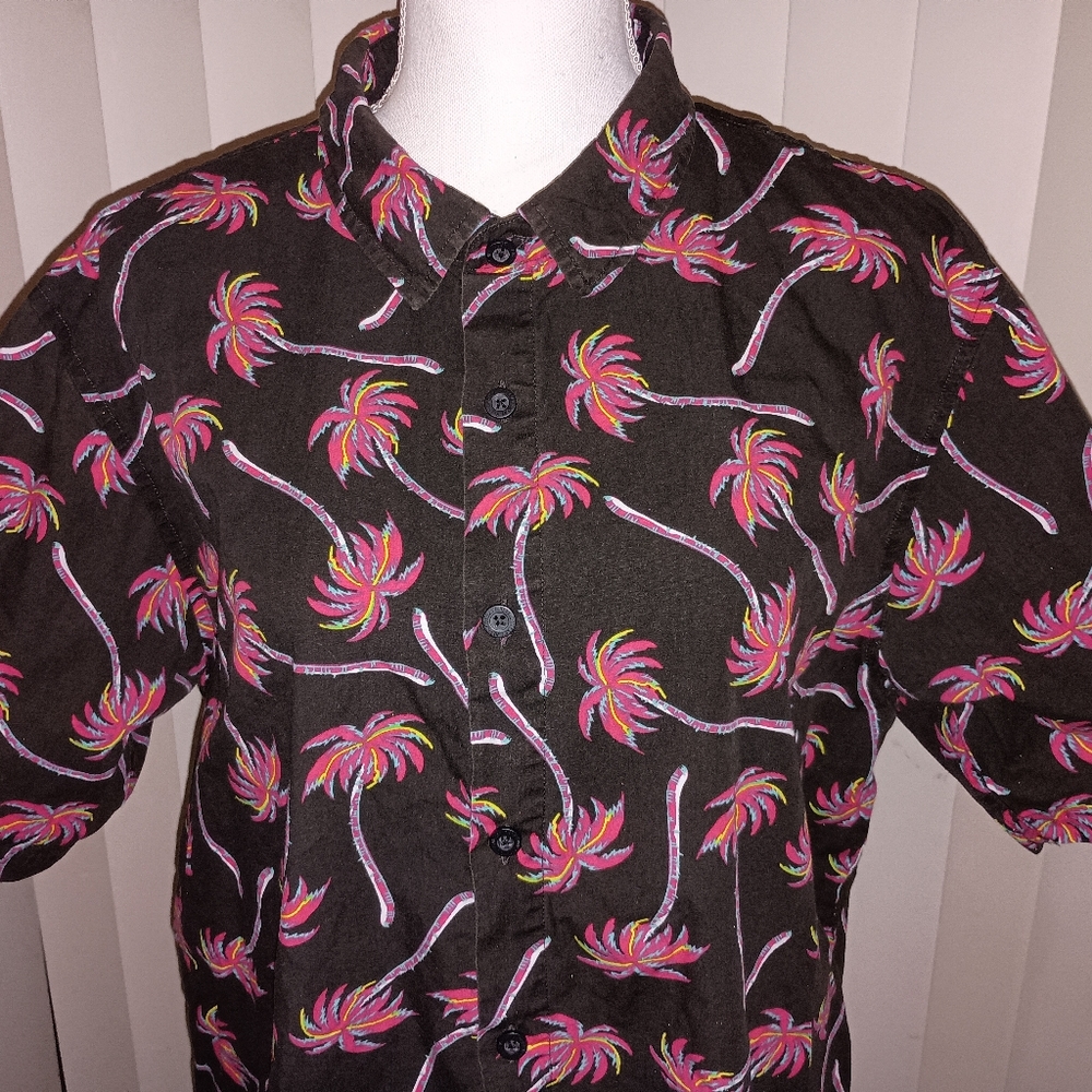 Neff Rainbow Palm Tree Shirt XL